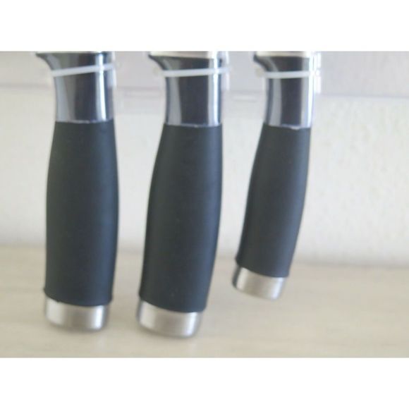 Hampton Forge Silver/Black 4 Piece Stainless Steel Cutlery Set - Picture 5 of 7